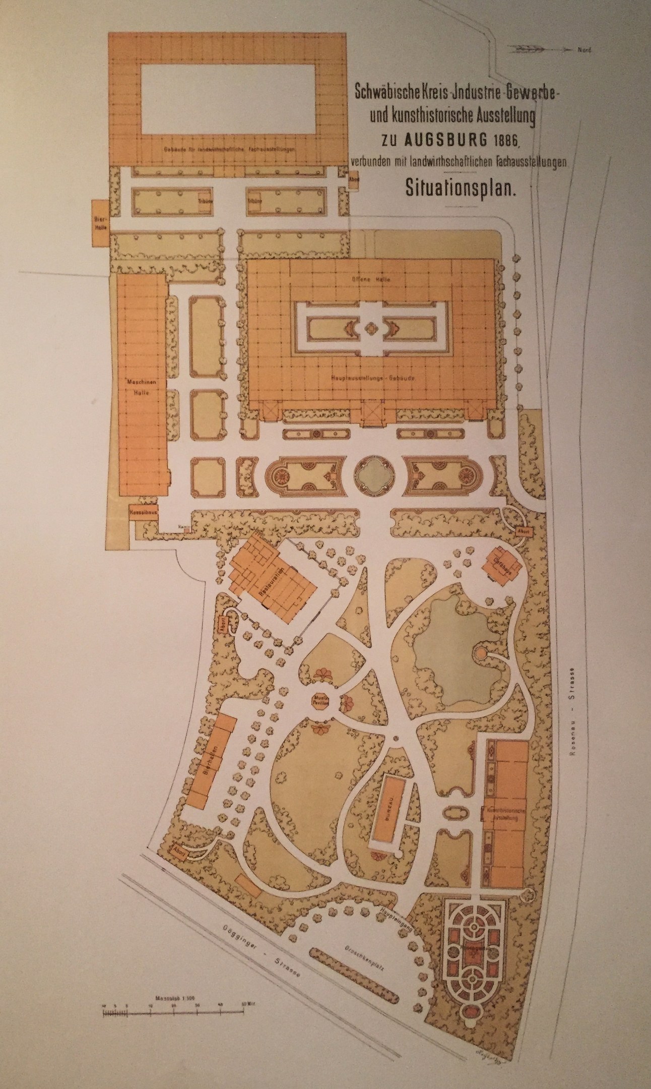 Ausführlicher Architekturplan eines Gebäudes auf Papier mit erklärendem Text.