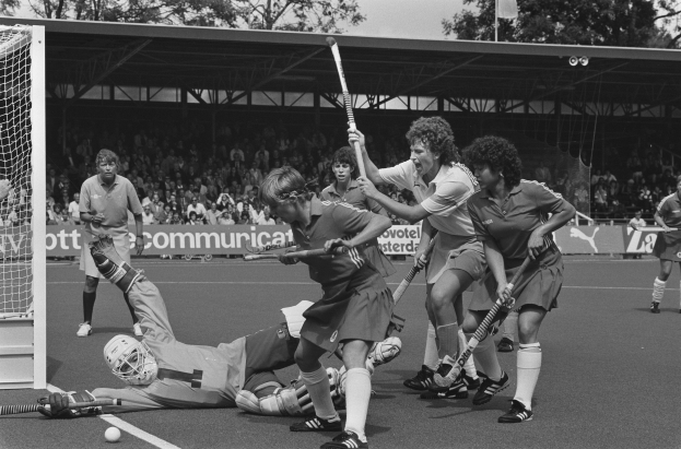 Kanadische Frauen gehen vor der Flag-Football-Weltmeisterschaft unter Druck
