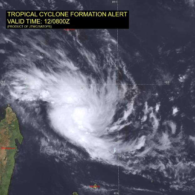Satellitenansicht einer tropischen Zyklonwarnung mit einer Karte links daneben und dem Text "Tropischer Zyklonwarnung."