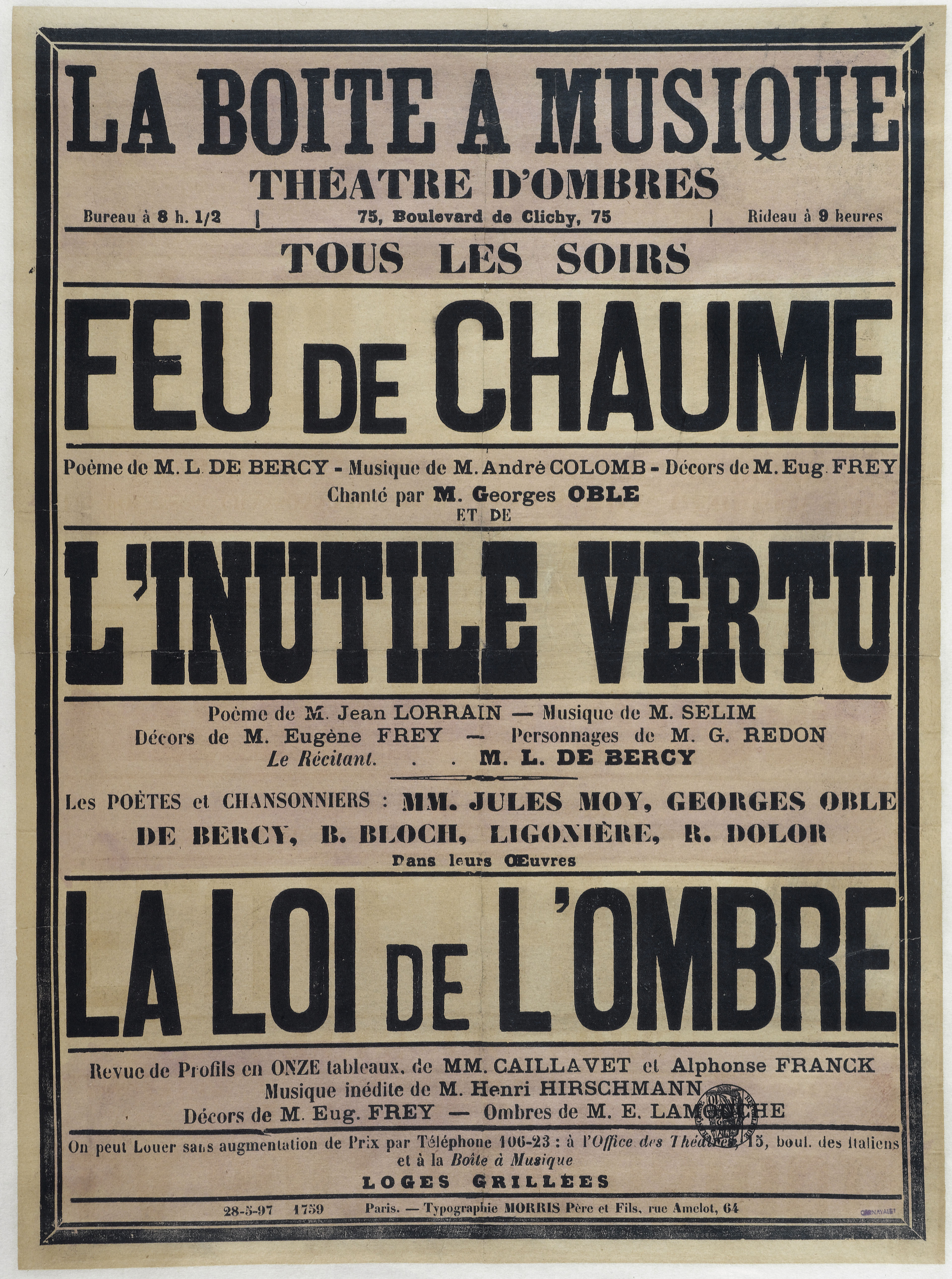 Eine alte Zeitungsanzeige für ein Musiktheater in Paris, Frankreich, mit Text, der das Angebot des Theaters beschreibt.